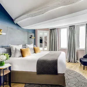 Opera Opal Hotel